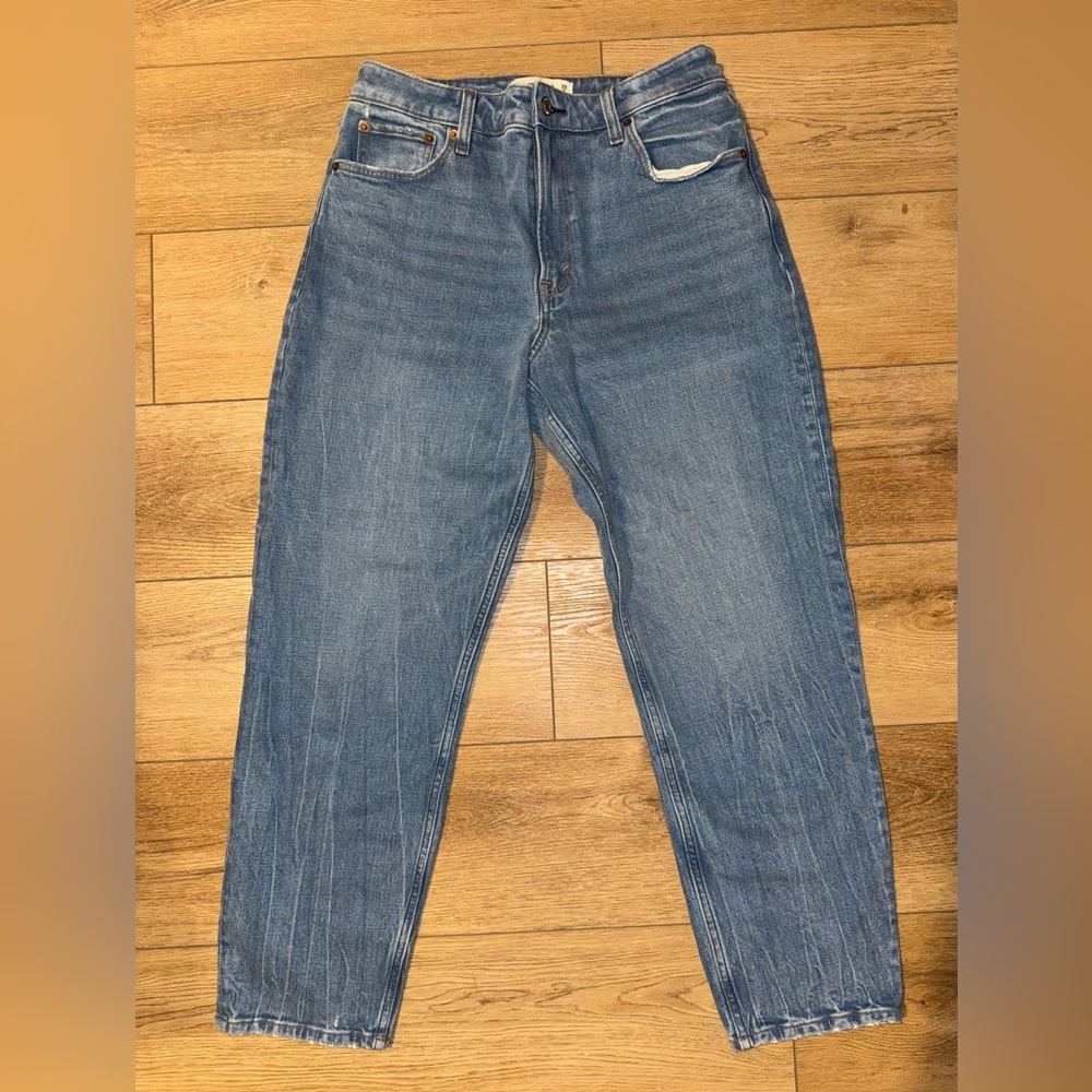Abercrombie & Fitch Curve Love High Rise Mom Jeans